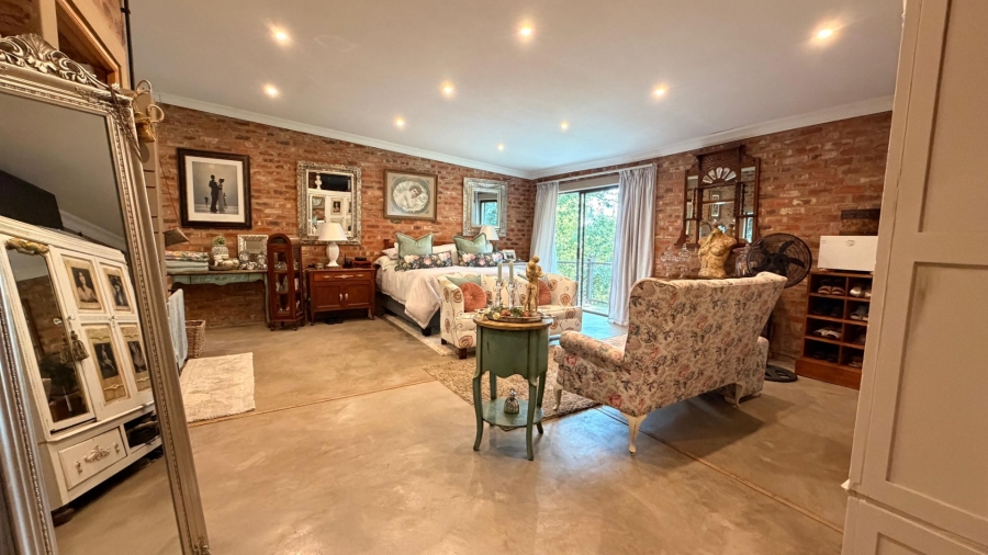 4 Bedroom Property for Sale in Viljoenskroon Rural Free State